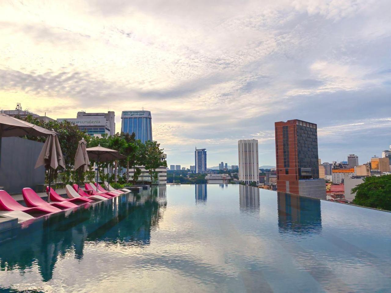 Astra At Opus Residences Kuala Lumpur Bagian luar foto