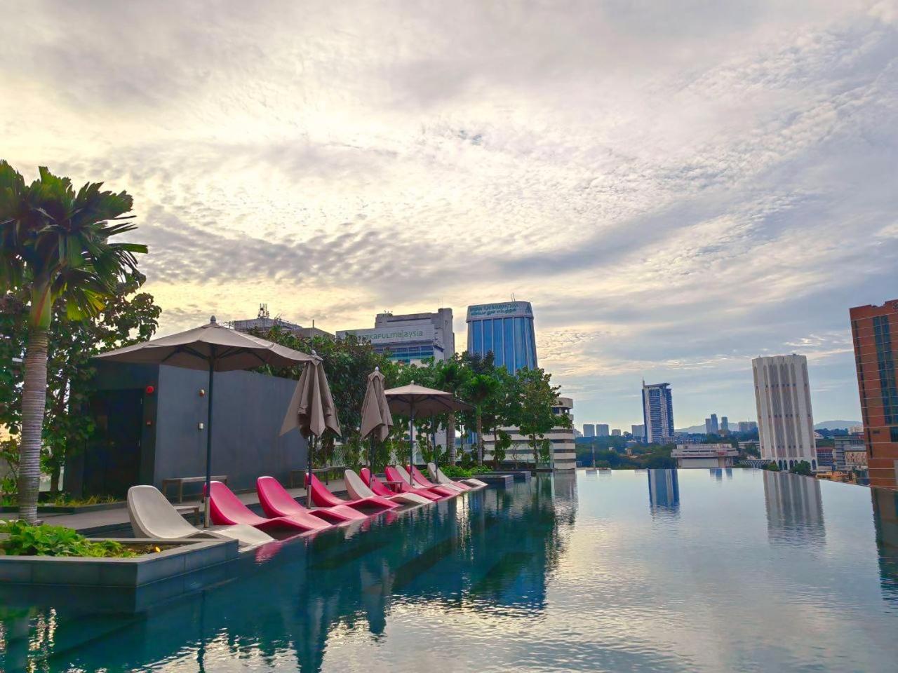Astra At Opus Residences Kuala Lumpur Bagian luar foto