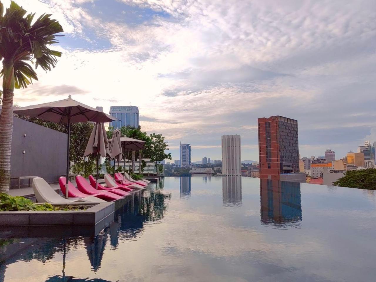 Astra At Opus Residences Kuala Lumpur Bagian luar foto
